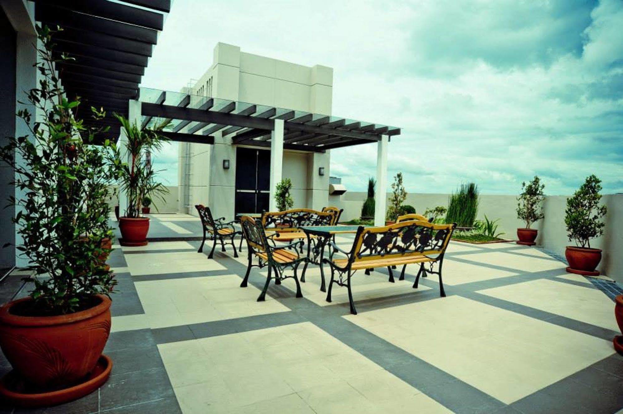 Santomas Suites Santo Tomas Exterior foto